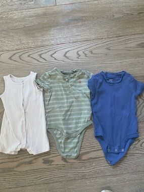 SET Little & Co Gap Baby Carters Stripe One-Pieces 18-24 months